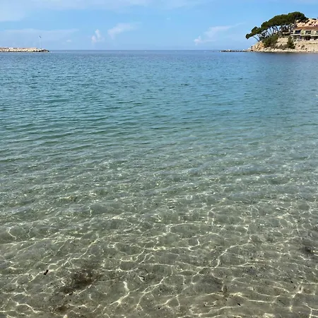 Tres Joli T2 * Bandol